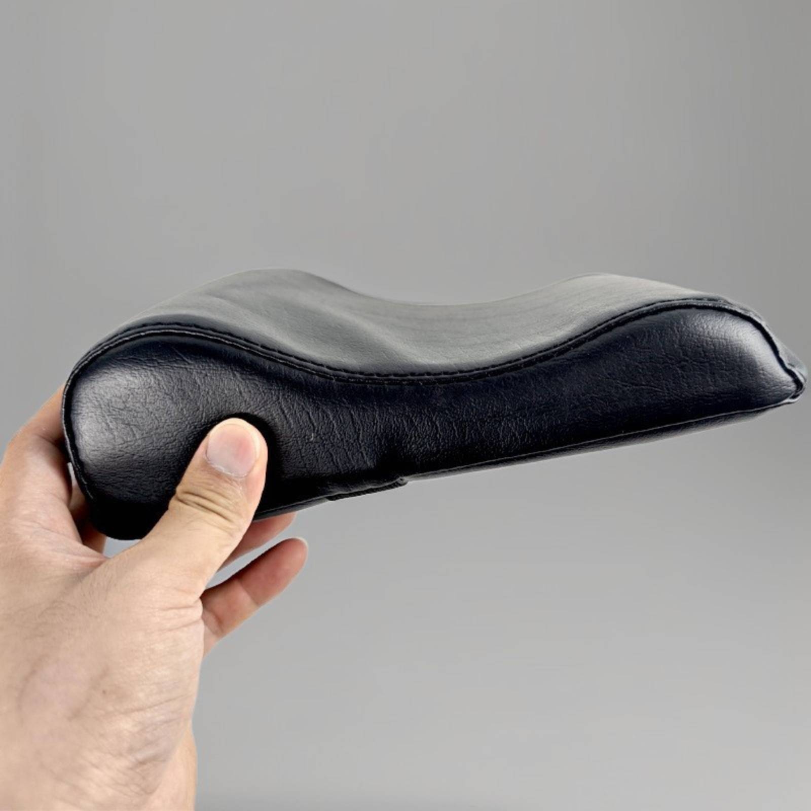 Pilates Bed Neck Pillow Padded - Pilates & Yoga Knokke review and price