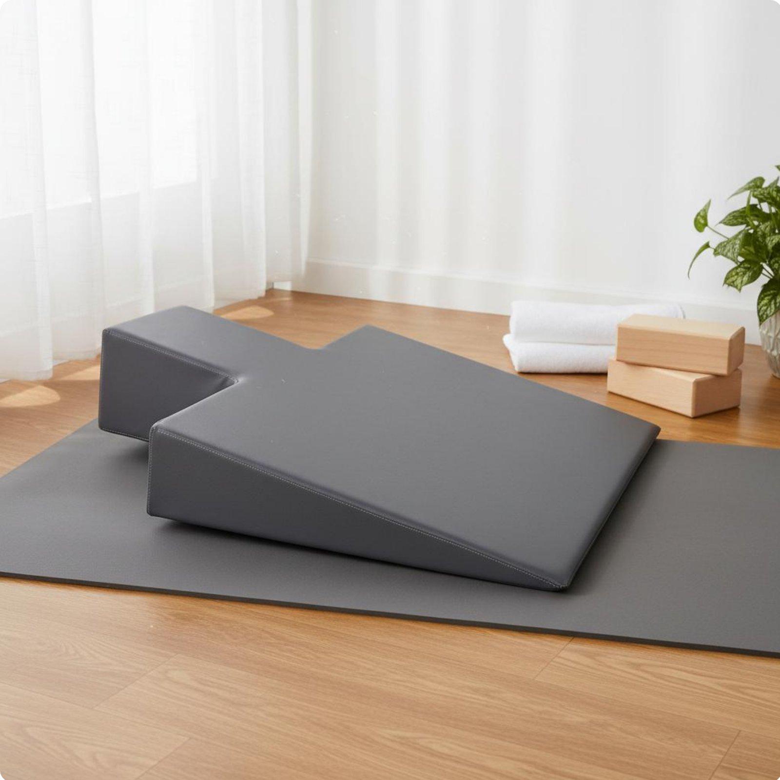 Maternity Support Cushion Dens - Pilates & Yoga Knokke review and price